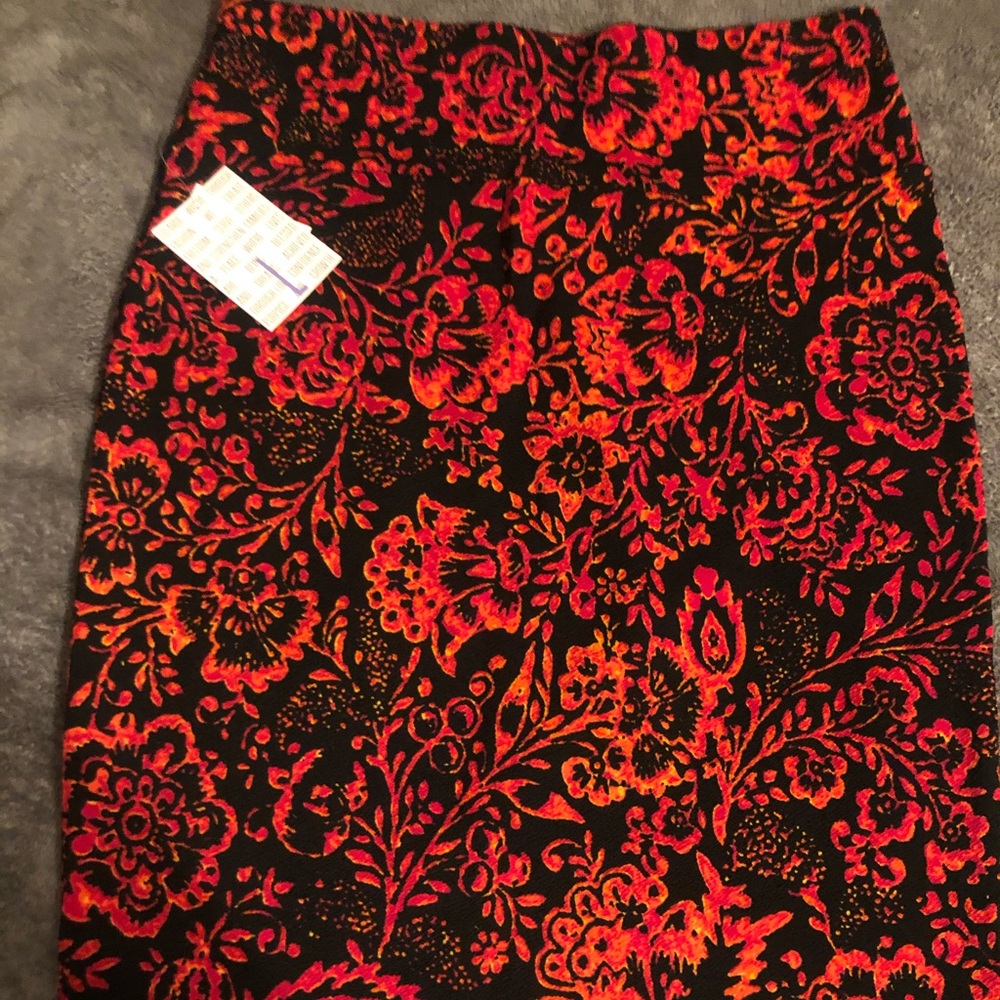Lularoe Cassie skirt